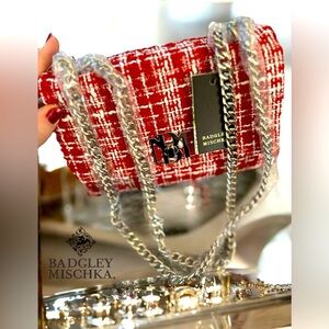 NWT Badgley Mischka red textured messenger bag with silver adjustable chain